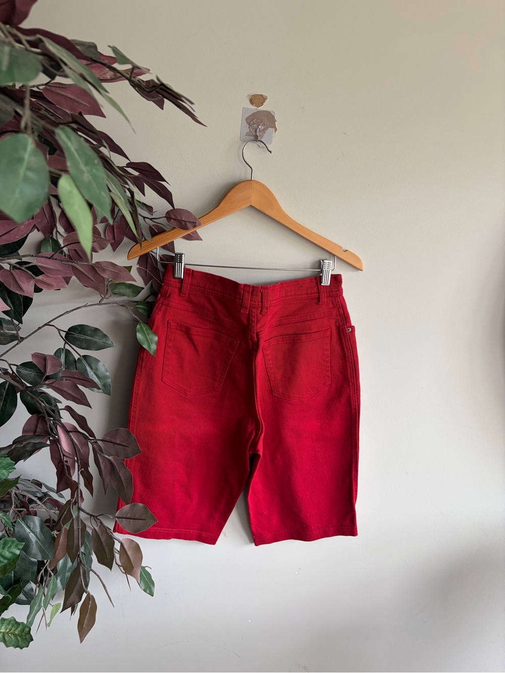 Vintage High-Waist Red Denim Bermuda Shorts - Picture 3 of 4